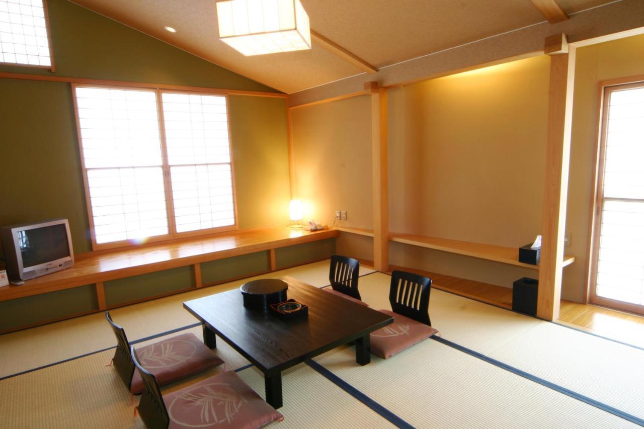 Hotel Taigakukan Hakuba Exterior photo
